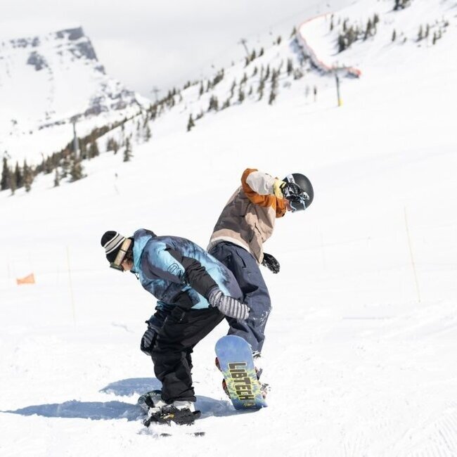 Mervin Junior Snowboards – Lib-Tech Banana Blaster & Gnu Recess for lek og progresjon