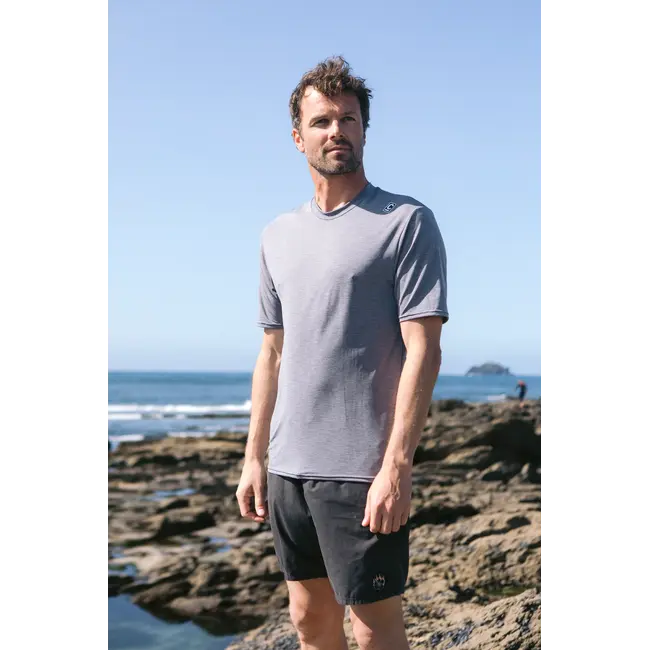C-Skins -  Nuwave UV Surf Tee SS - Deep Grey