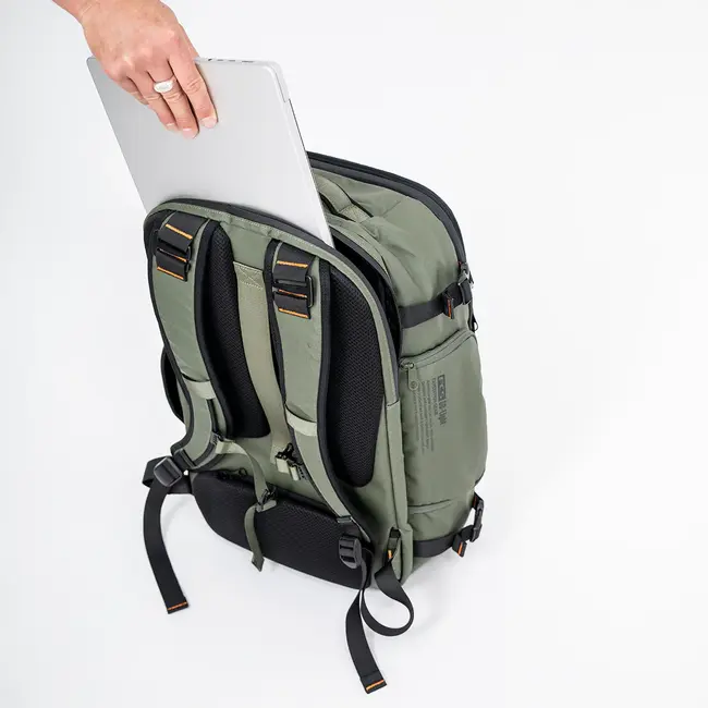 Mission Pack 40L – Vanntett Reise- og Surf Ryggsekk med Laptoplomme