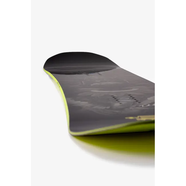 The Matriarch 2027 Snowboard – Torstein Horgmo – All-Mountain / Freeride