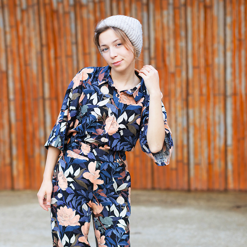 Linnen/Viscose Blend - Pasture Rose - Zwart-4