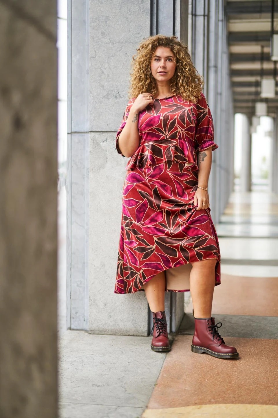 Velvet tricot - Red Flowers-1