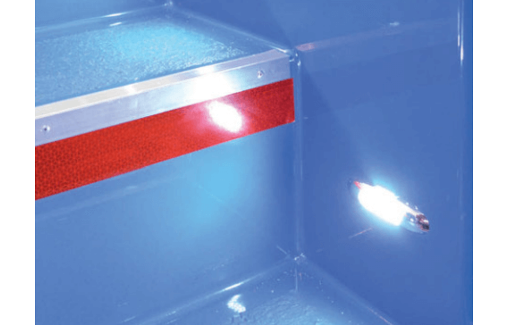 LED Innenraumleuchte Höflichkeit leuchtet rot 12V
