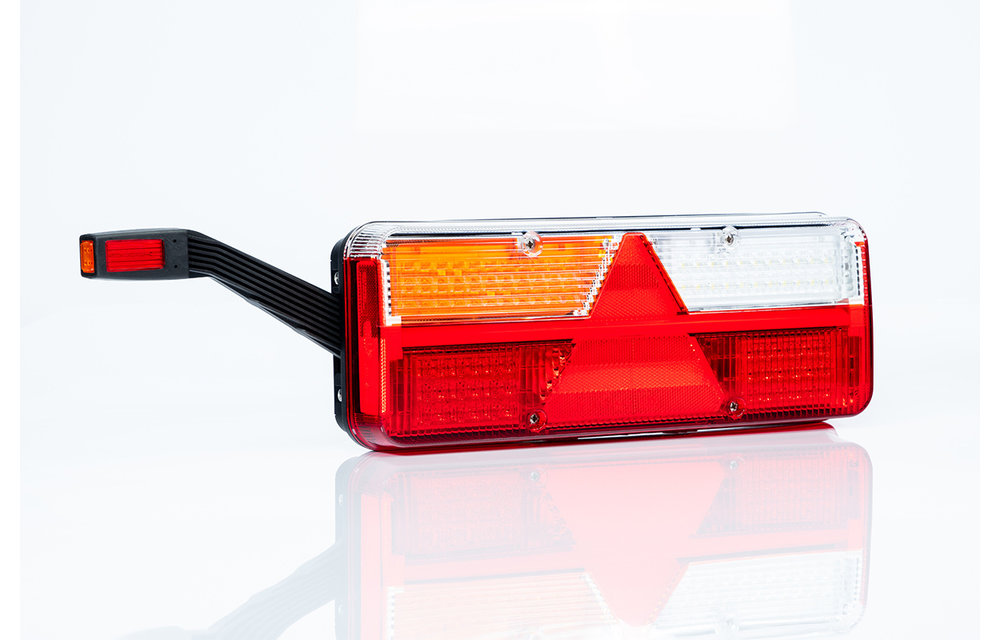 Links | LED-Anhänger-Leuchte | dynamische Blinker | 9-36V | 7-PIN