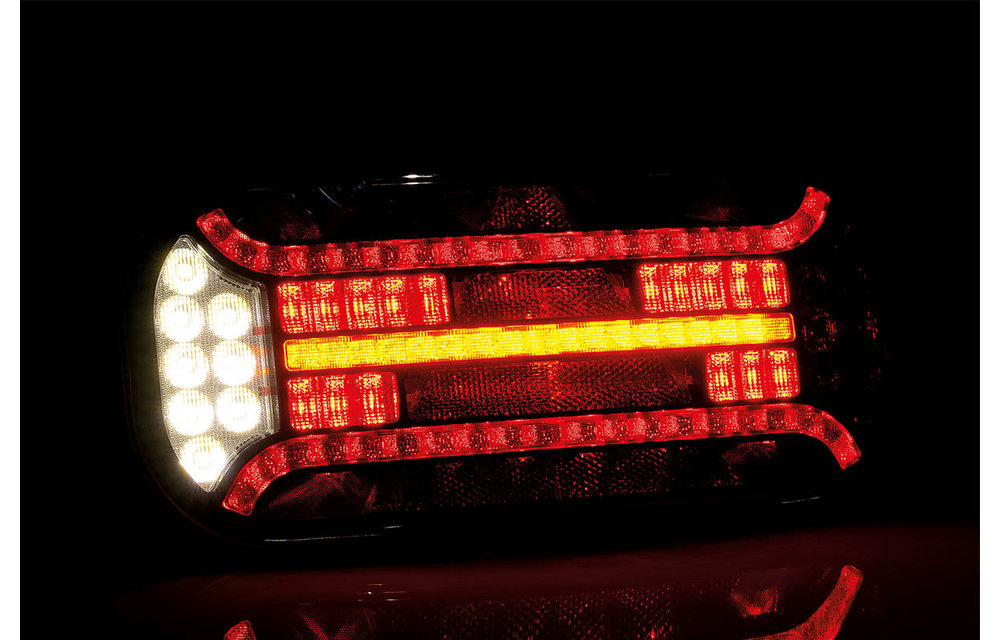 Links | LED-Rück mit dreieckigem Reflektor | 12-24V | 100cm. Kabel