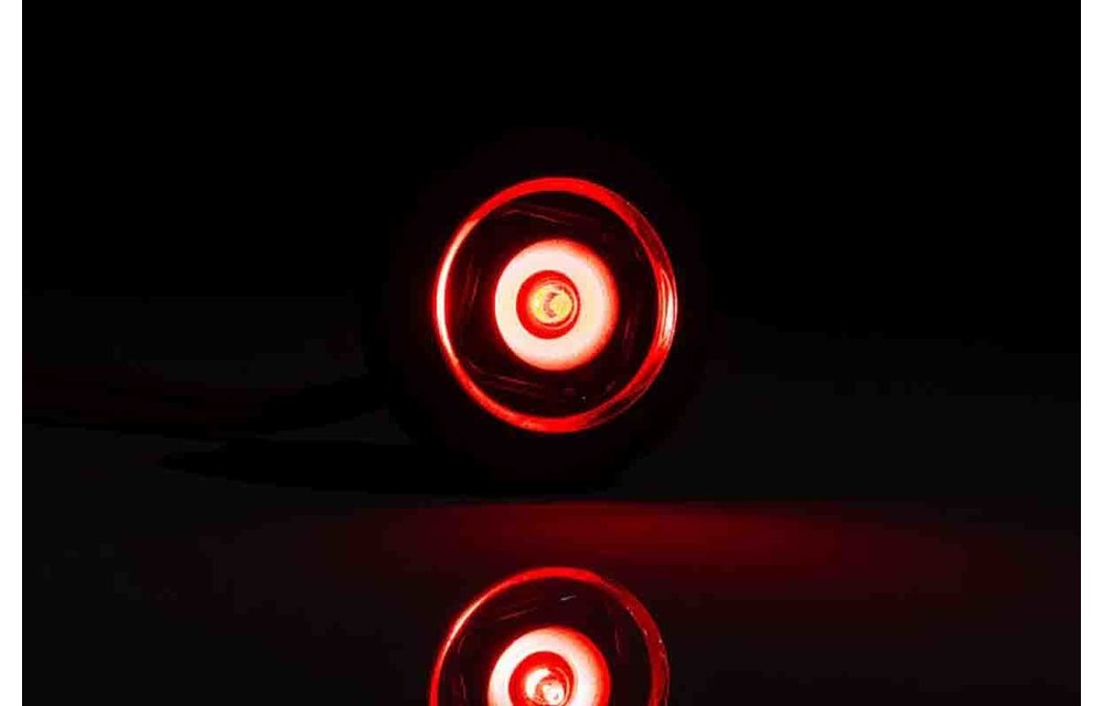 Kompakte LED-Einbauleuchte Umrissleuchte rot 12/24v