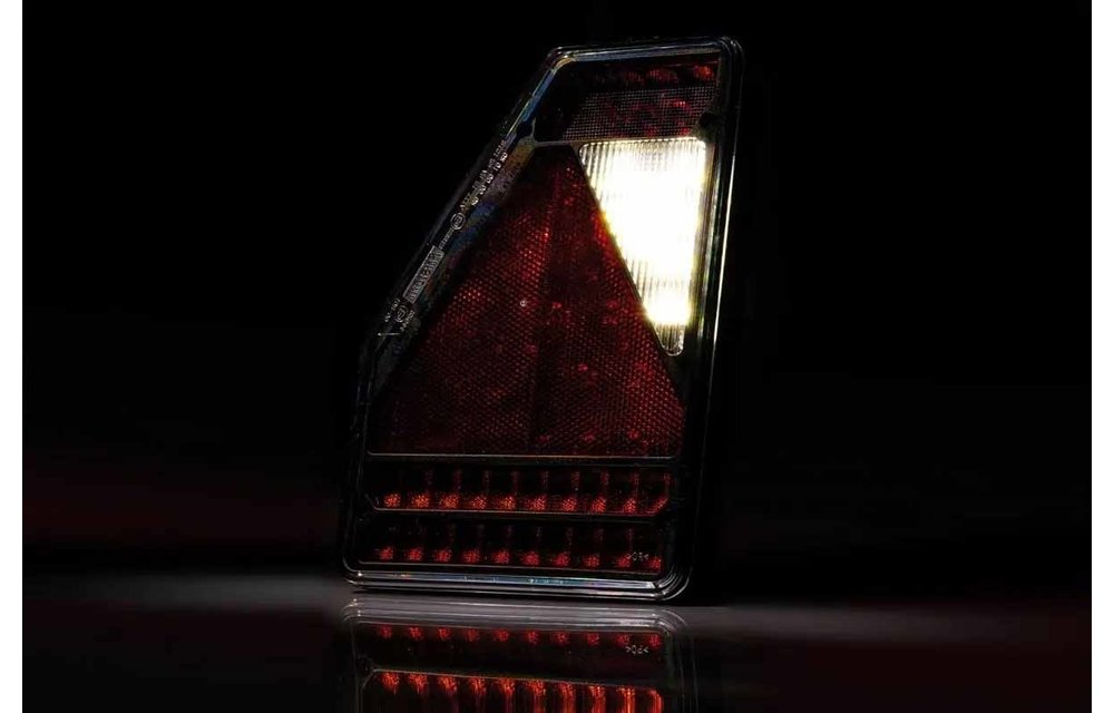 Links | LED Rückleuchte | Dreieck Model l 12v | 6 Function