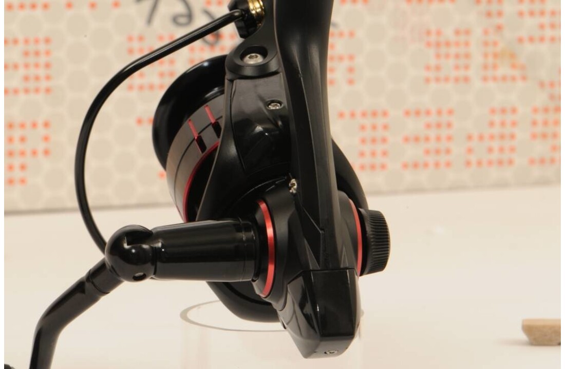 PREDOX KURO 3000FD 7+1BB