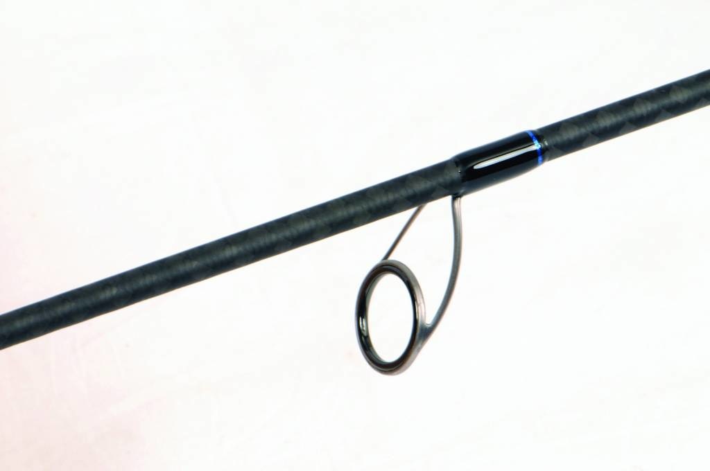 PREDOX AKOYA SPIN 210 CM 15- 40 GRAM