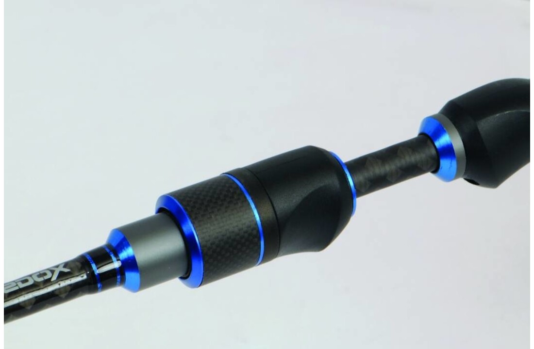 PREDOX AKOYA SPIN 210 CM 15- 40 GRAM