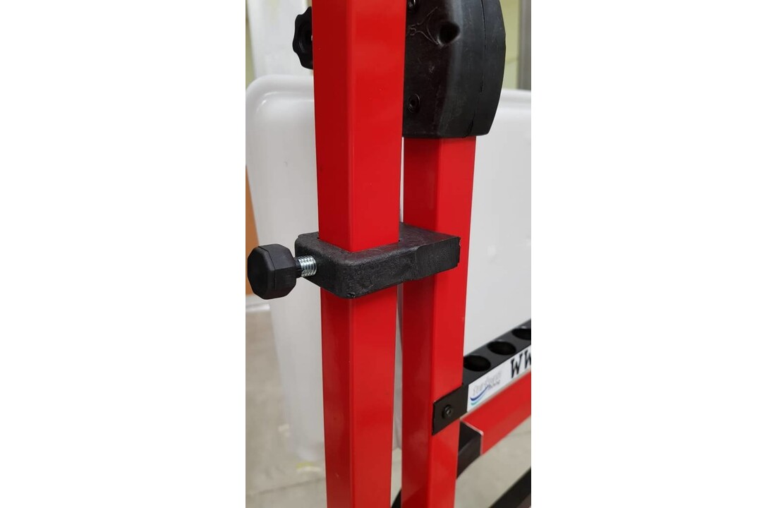 BEACH TROLLY ROOD MET BAKKEN EN 2 ONDERLIJNEN KAMMEN