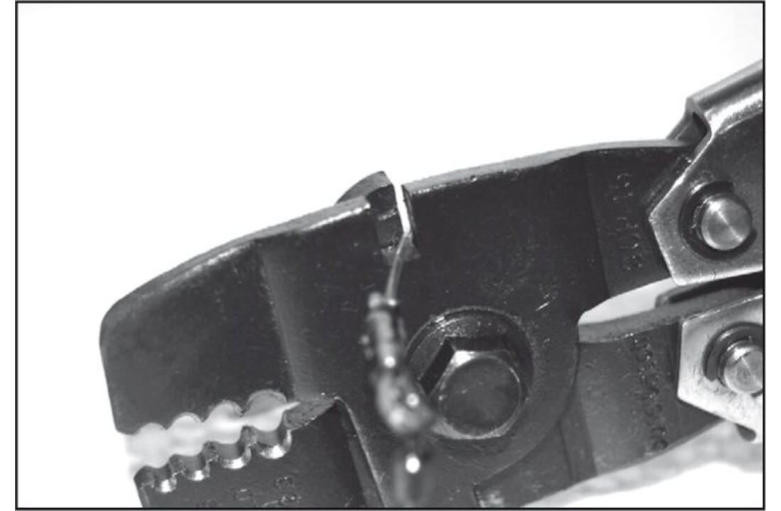 CRIMPING PLIERS 26 CM