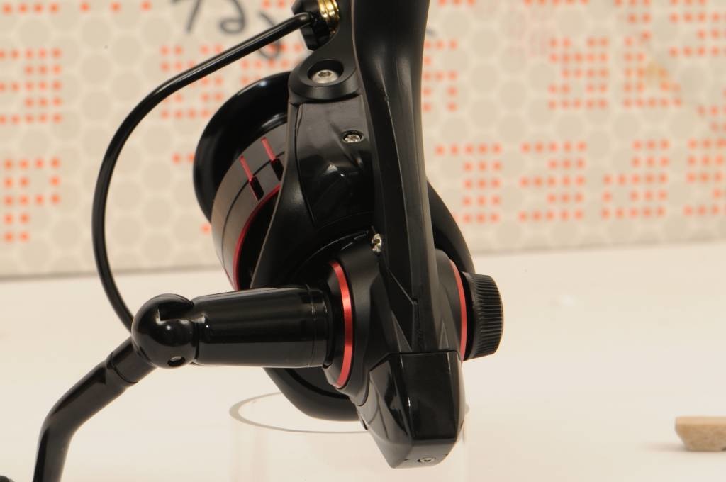 PREDOX KURO 3000FD 7+1BB