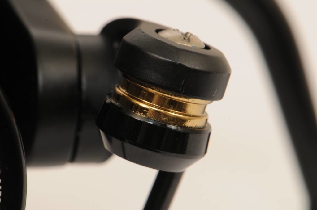 PREDOX KURO 3000FD 7+1BB