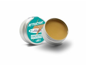 NATURAL ATTRACTANT 40 GRAM