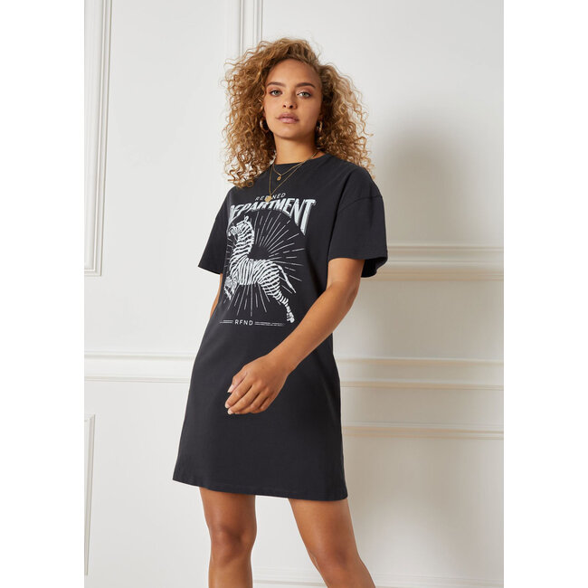 REFINED DEPARTMENT Zebra T-shirt Dress