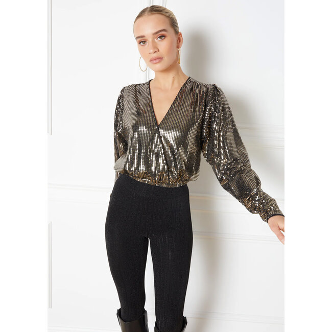 REFINED DEPARTMENT Rodi Cropped Blouse