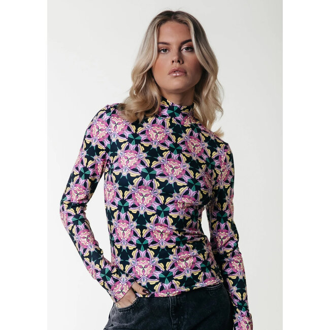 COLOURFUL REBEL Neyo Flower Peached Top | Candy Pink