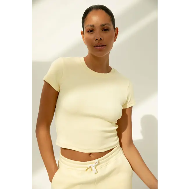 THE LOLA CLUB Nicole Tee Yellow