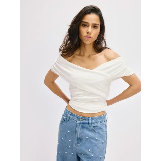 REFINED DEPARTMENT Cross Short Sleeve Top Elma