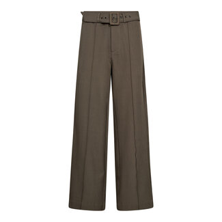 CO'COUTURE Luna Belt Crease Pant