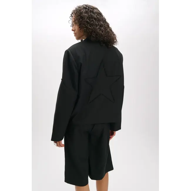 REFINED DEPARTMENT Oversized Star Cropped Blazer