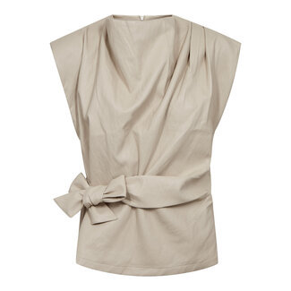 CO'COUTURE Gitt Pleat Top Bone