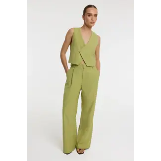 REFINED DEPARTMENT Relaxed Pants Puck Matcha