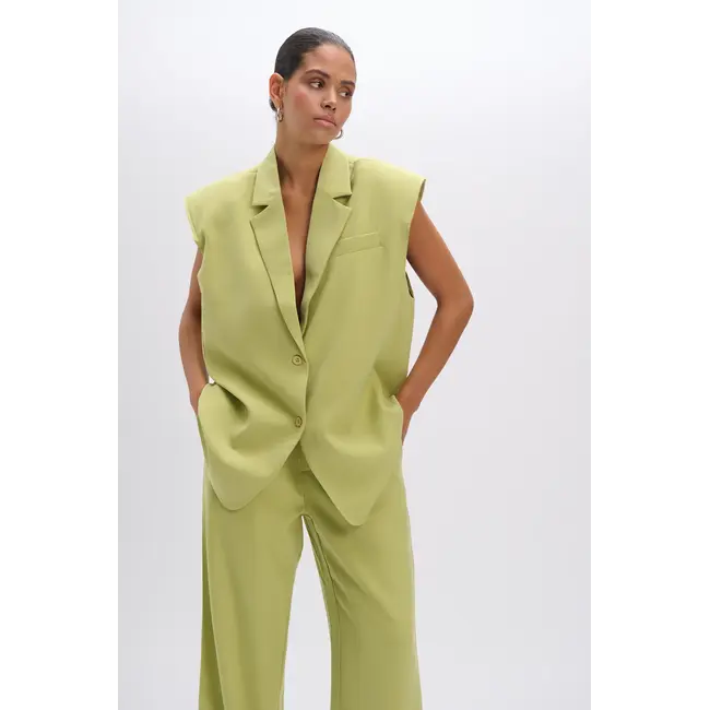 REFINED DEPARTMENT Relaxed Pants Puck Matcha