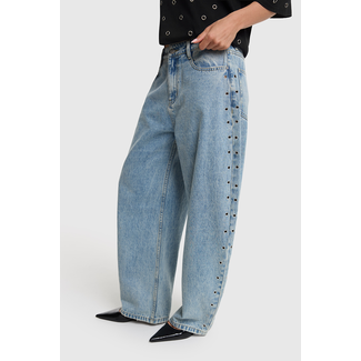 ALIX THE LABEL Studded Barrel Denim Pants Light Blue Denim