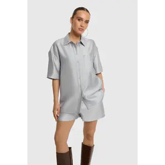 REFINED DEPARTMENT Oversized Short Sleeve Blouse Alana Silver