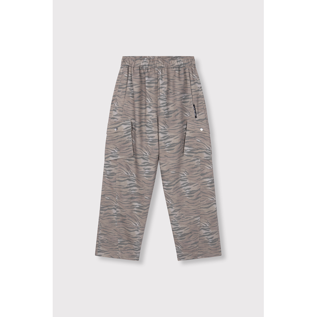 ALIX THE LABEL Ladies Woven Cargo Pants Animal
