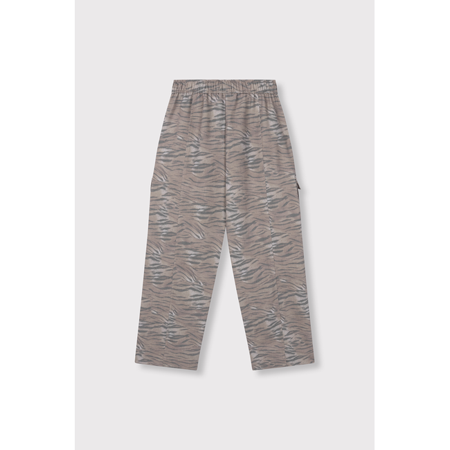 ALIX THE LABEL Ladies Woven Cargo Pants Animal