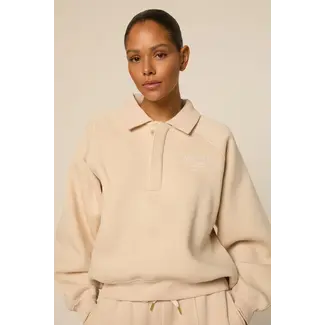 THE LOLA CLUB Ebony Polo Sweater Oatmilk