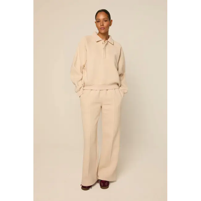 THE LOLA CLUB Ebony Polo Sweater Oatmilk