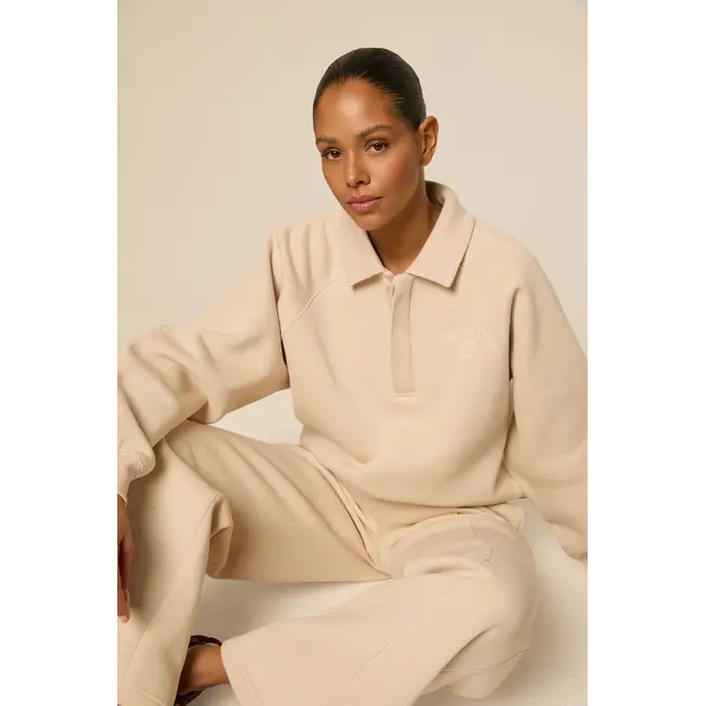 THE LOLA CLUB Ebony Polo Sweater Oatmilk