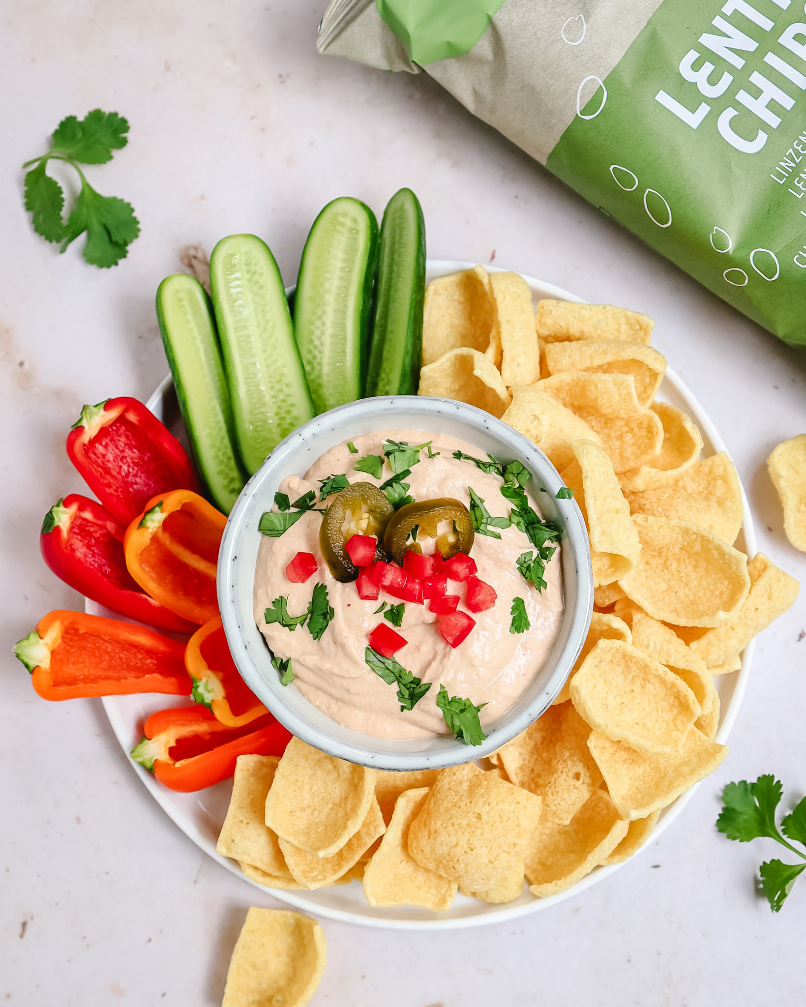 BioToday | Linzenchips met cashew-dip