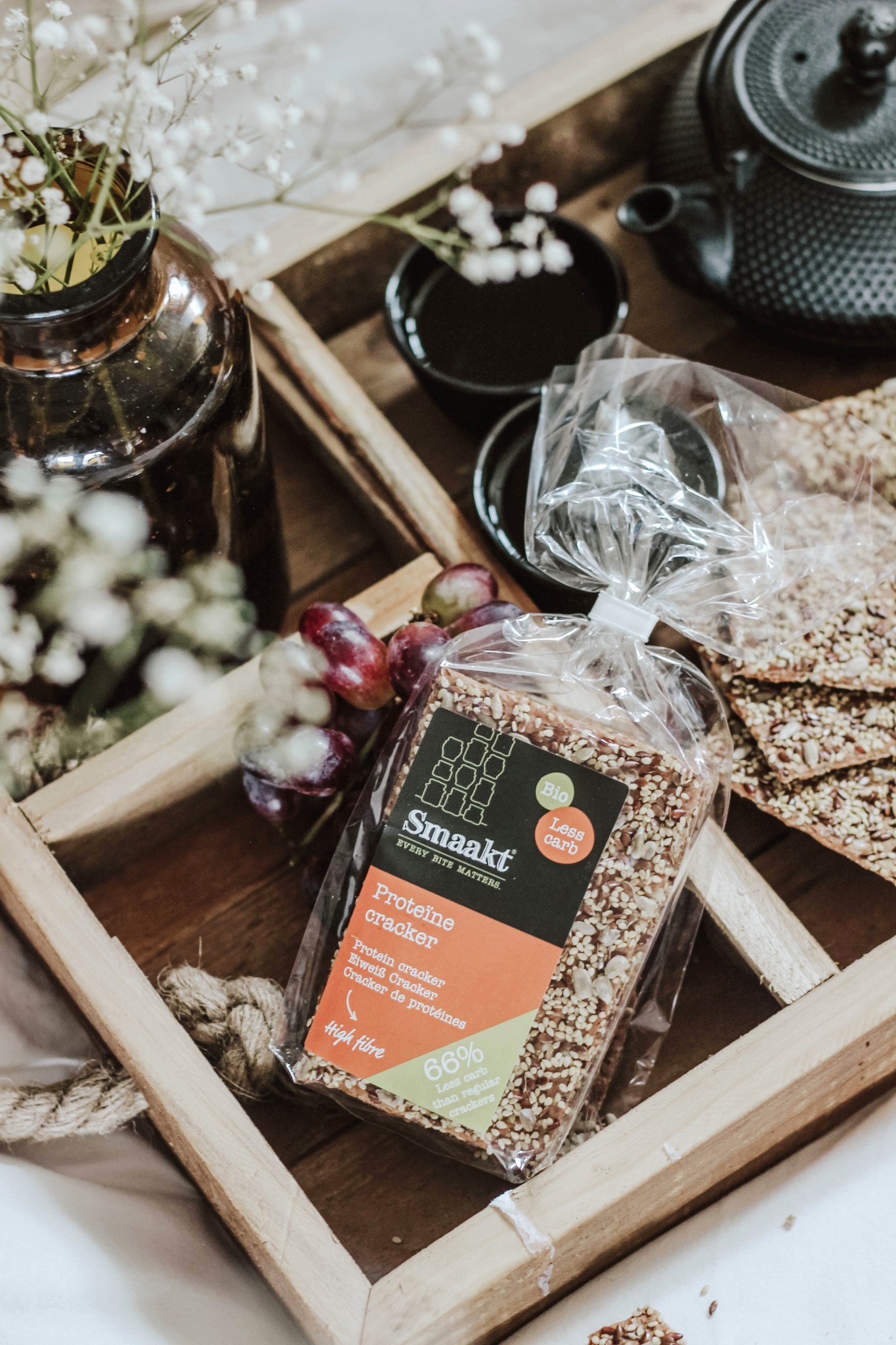 Less carb protein cracker organic