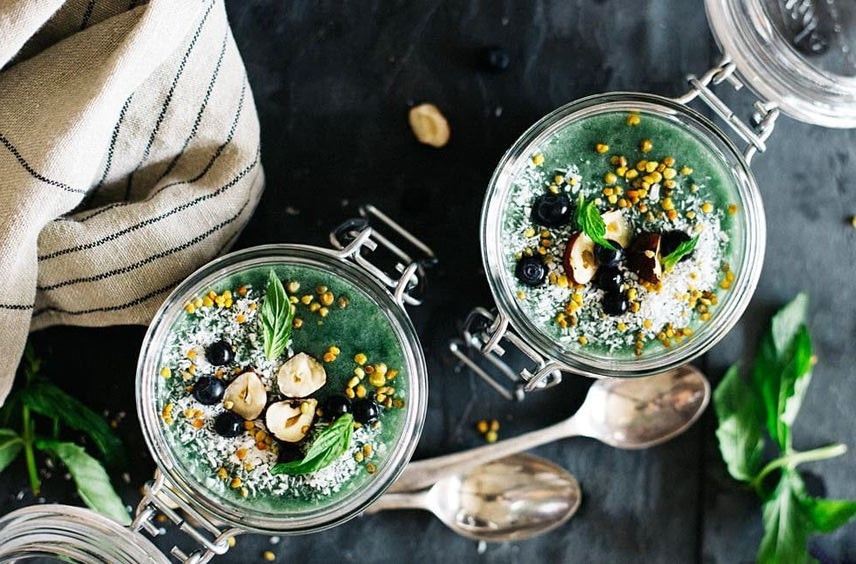 Raw organic food | Chlorella bowl