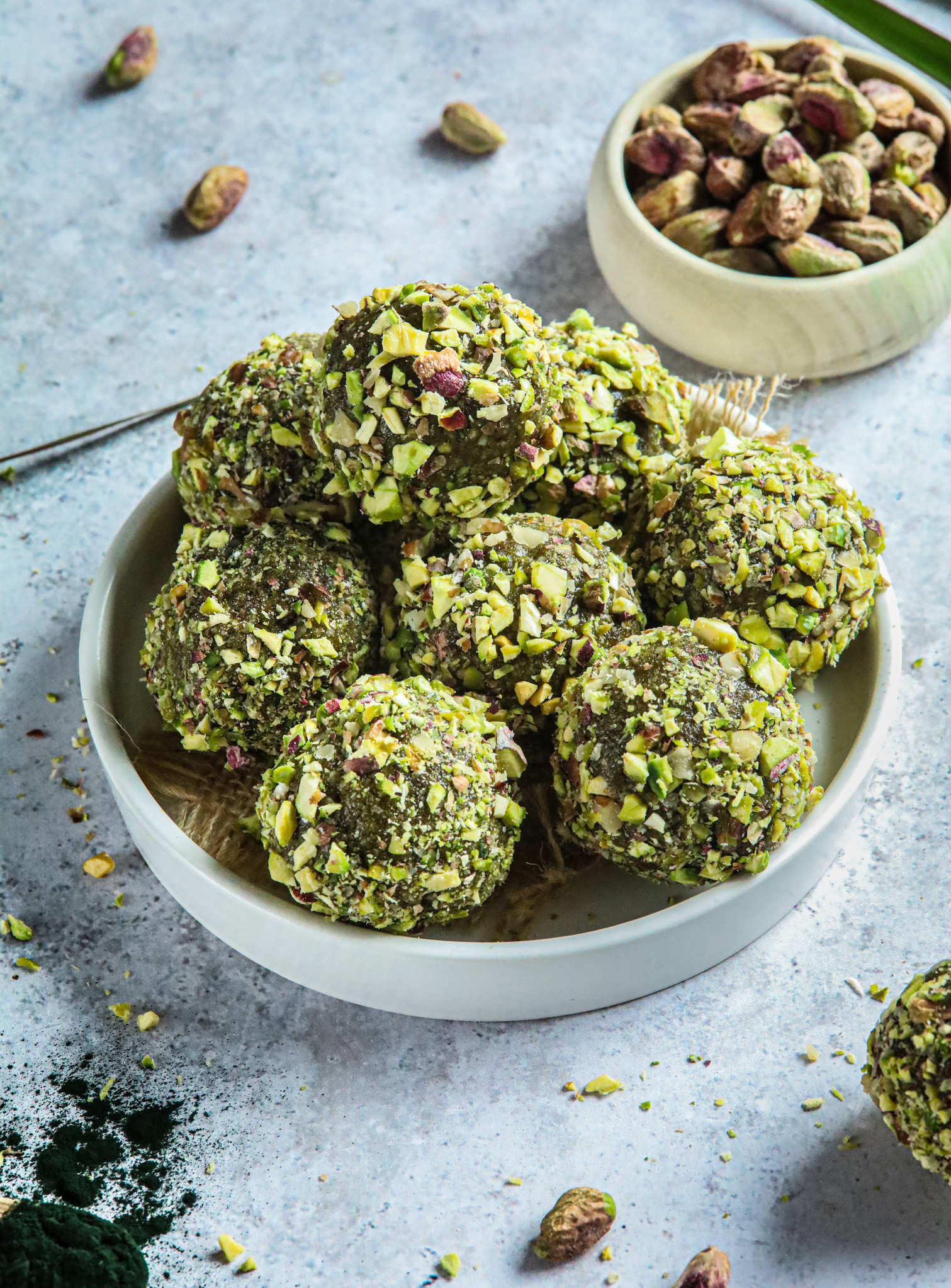 Raw organic food | Energy balletjes met pistachenoten en cashewnoten