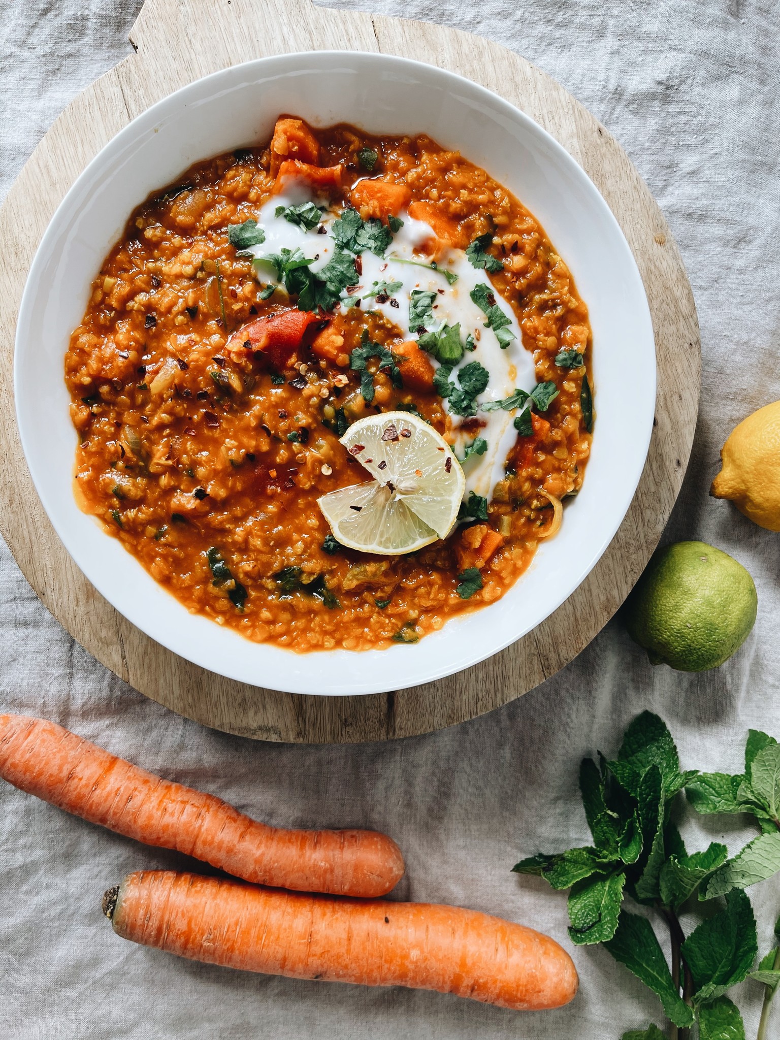 Smaakt | Rode linzensoep met tomatensap
