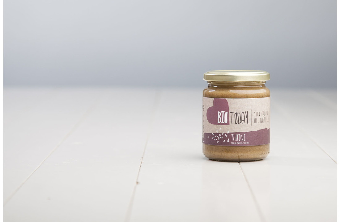 Biologische tahini wit – sesampasta van gepelde sesamzaadjes