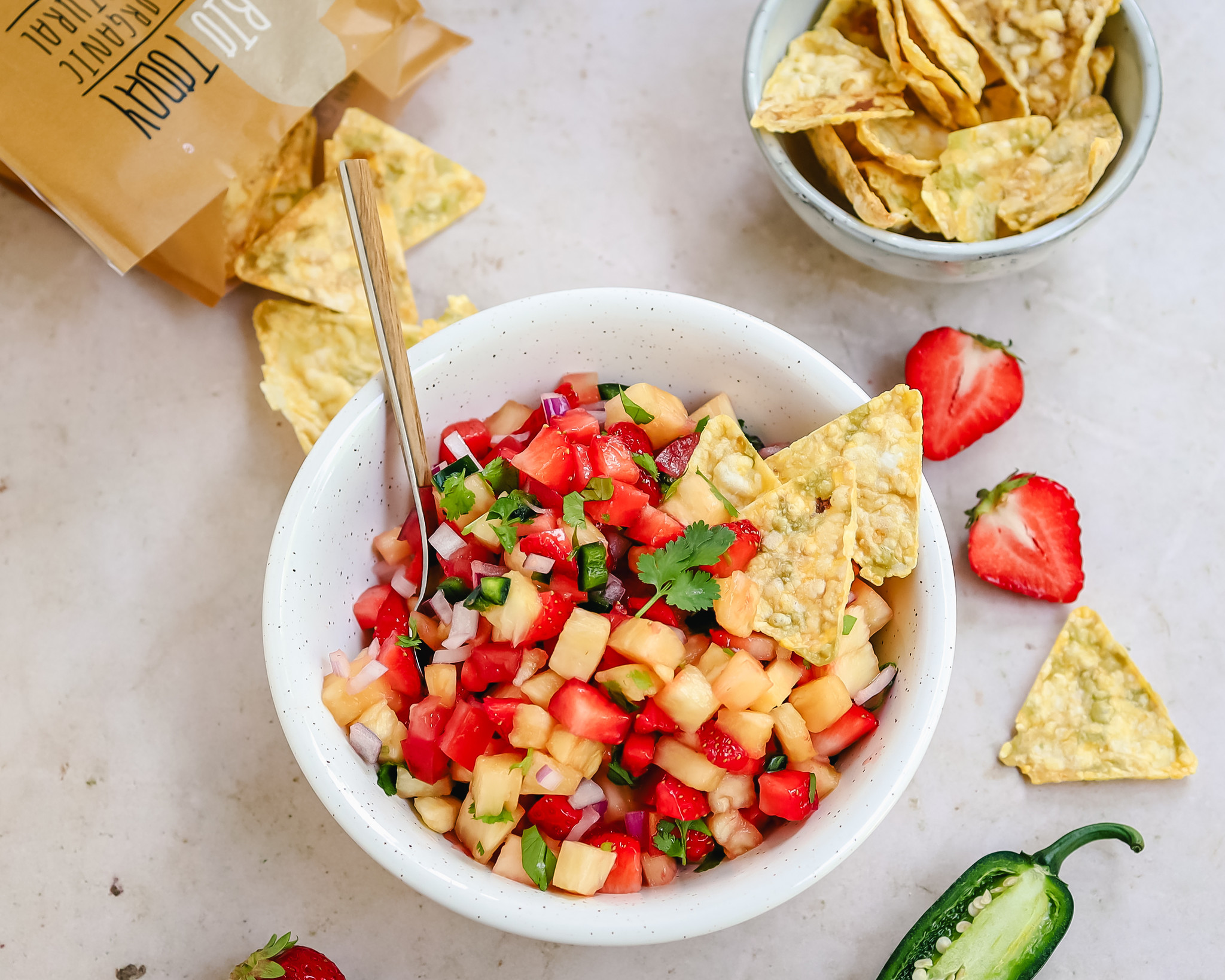 Ananas-aardbei salsa