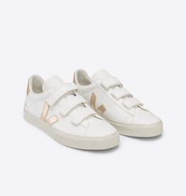 Veja RECIFE LOGO CHROMEFREE LEATHER EXTRA-WHITE_PLATINE