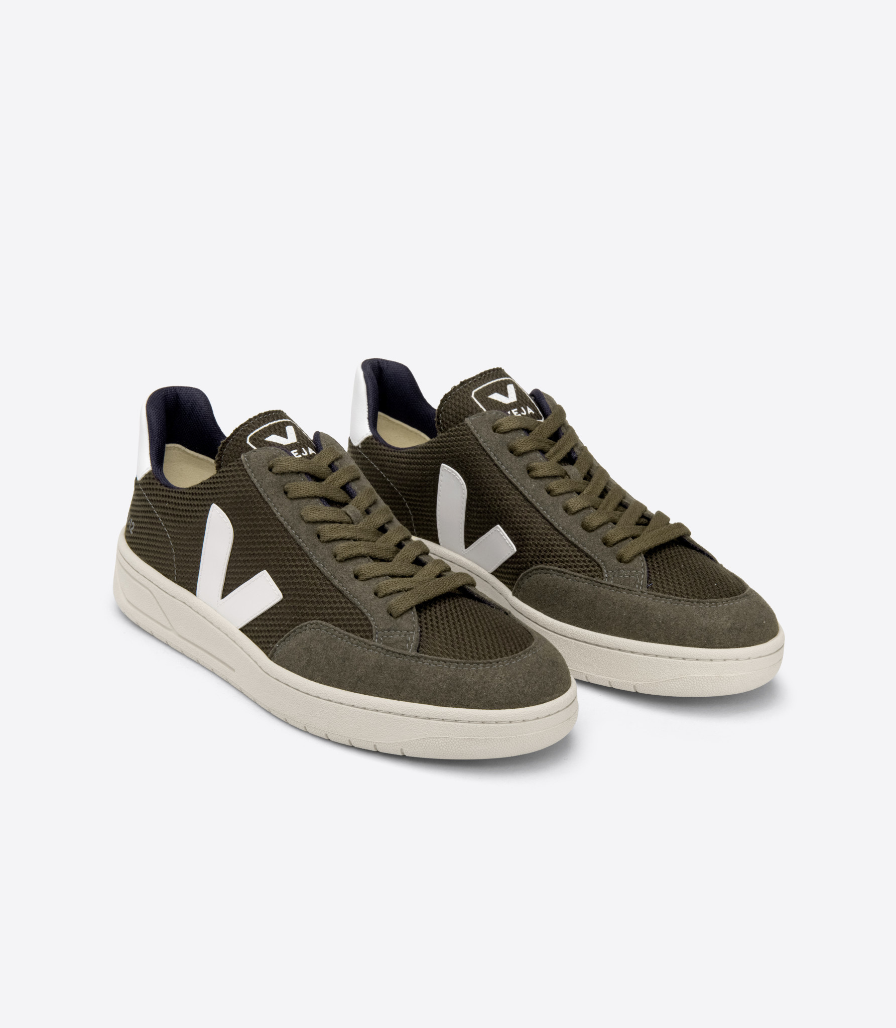 Veja v12 heren hotsell