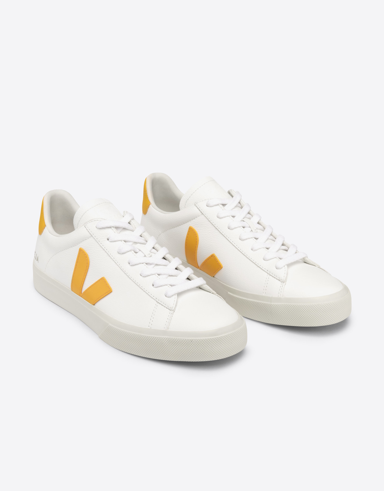 Veja CAMPO CHROMEFREE LEATHER EXTRA-WHITE_OURO