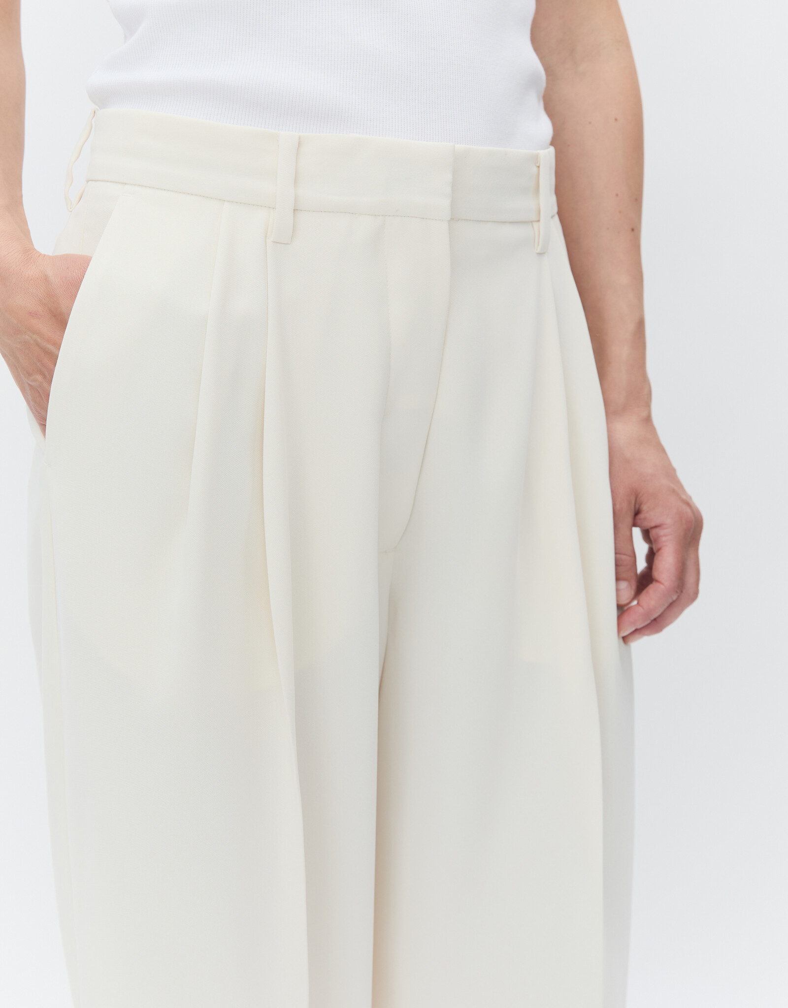 DAY Birger et Mikkelsen Jonah - Classic Gabardine 01002 Ivory Shade