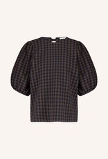 By-bar jet check blouse little check