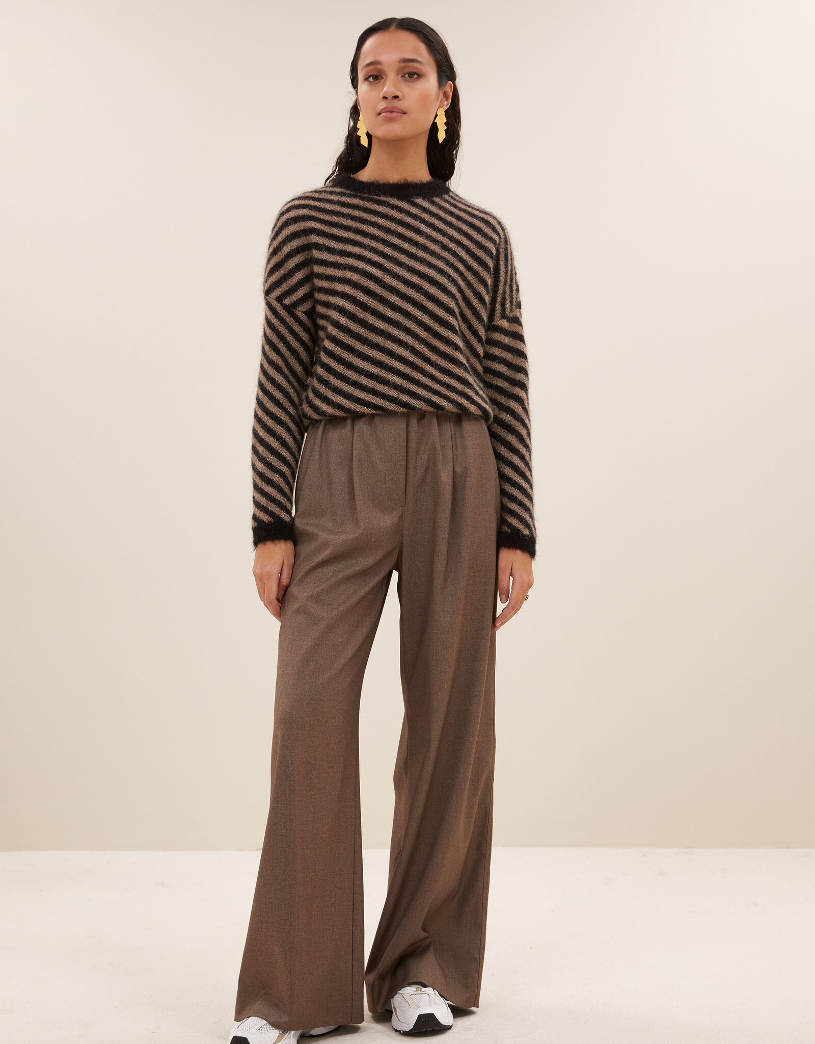 By-bar diagonal natural pullover biscuit