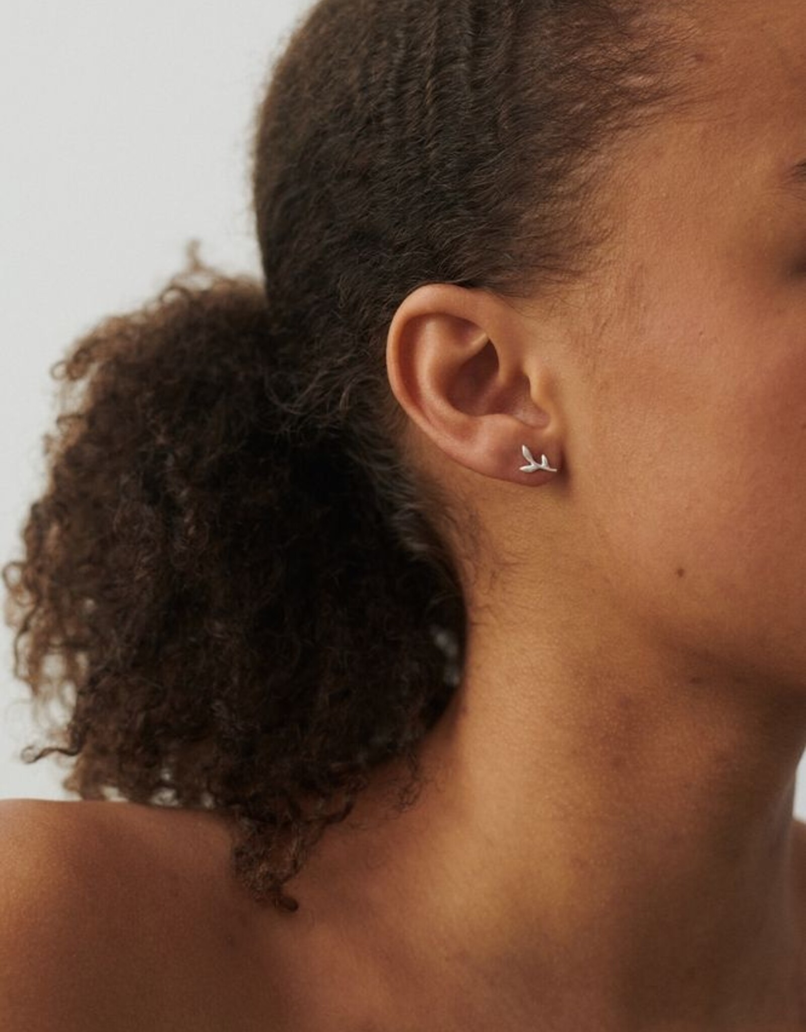 Pernille Corydon crisp earsticks e-366-gp